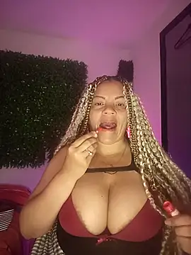 Eva Luxei online show from 11-06-25, 12:31