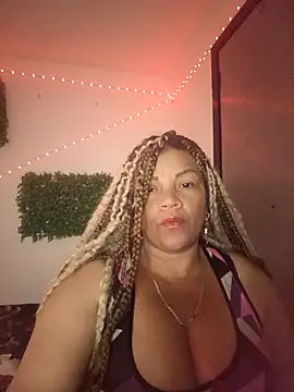 Eva Luxei online show from 12-23-25, 04:45