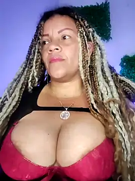 Snapshot of Eva_Luxei chatting on 02-09-26, 03:04 Eva Luxei online show from 02-09-26, 03:04