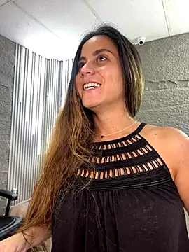 Snapshot of CamileX chatting on 10-07-25, 01:45 CamileX online show from 10-07-25, 01:45