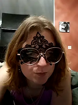 Snapshot of littlelesleytje chatting on 02-03-26, 07:19 littlelesleytje online show from 02-03-26, 07:19