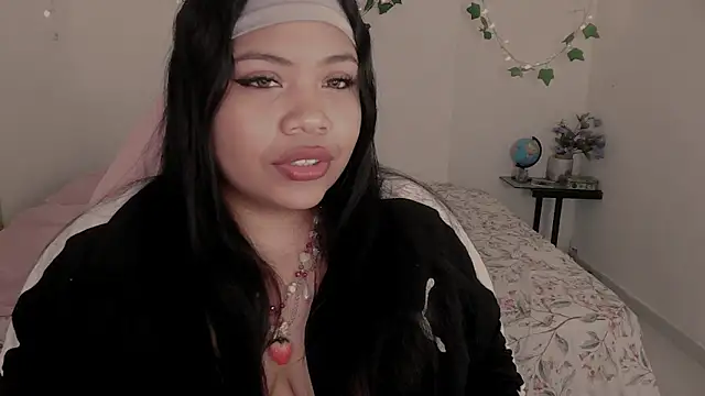 Juicy elenxx online show from 02-13-26, 03:50