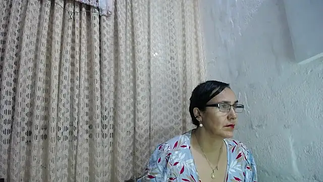 gabbyparker  online show from 11-20-25, 09:32