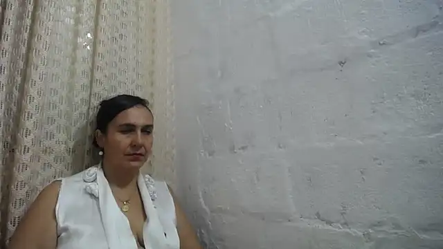 gabbyparker  online show from 03-25-26, 09:41