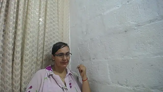 gabbyparker  online show from 04-25-26, 11:24