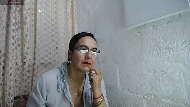 Snapshot of gabbyparker_ chatting on 09-12-25, 09:31 gabbyparker online show from 09-12-25, 09:31