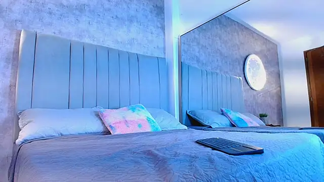 karla-ruiz online show from 11-03-25, 07:06