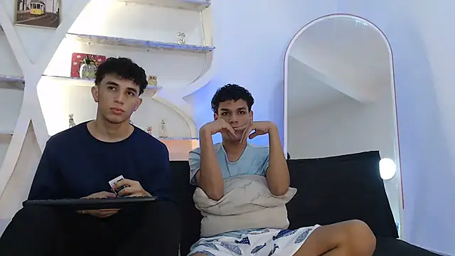 THREE GUYS HOT online show from 09-25-25, 07:31