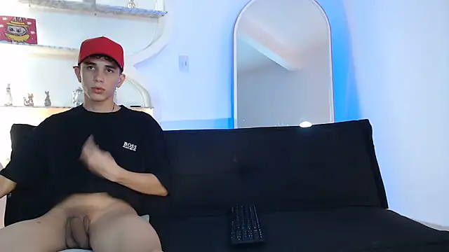 THREE GUYS HOT online show from 09-18-25, 07:39