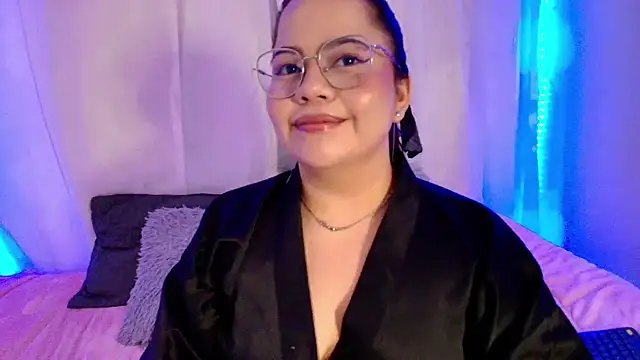 LilyRousee online show from 05-03-26, 04:17