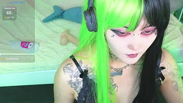 GothXRaven online show from 11-07-25, 04:11