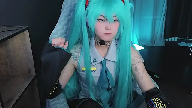 GothXRaven online show from 02-28-26, 04:17