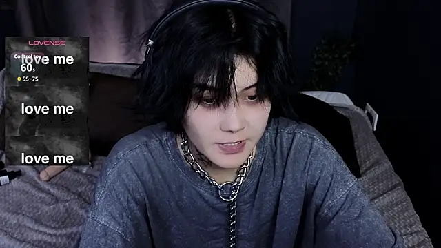 GothXRaven online show from 10-08-25, 04:19