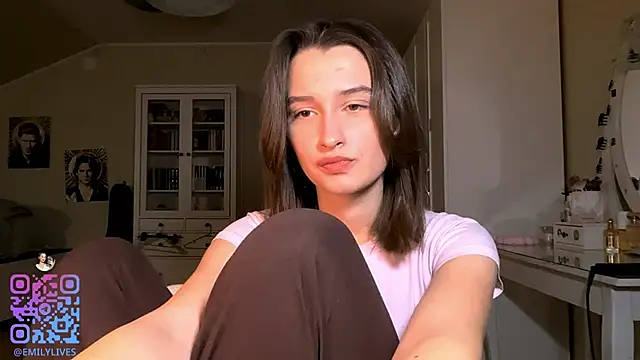 DarlineBrustera online show from 11-22-25, 02:16