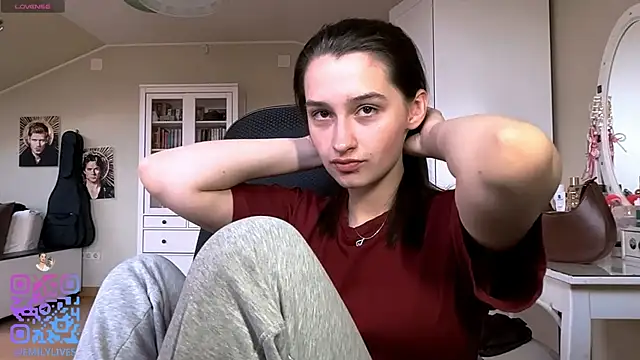 DarlineBrustera online show from 04-20-26, 02:18