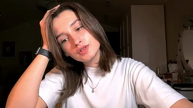 DarlineBrustera online show from 11-25-25, 02:50