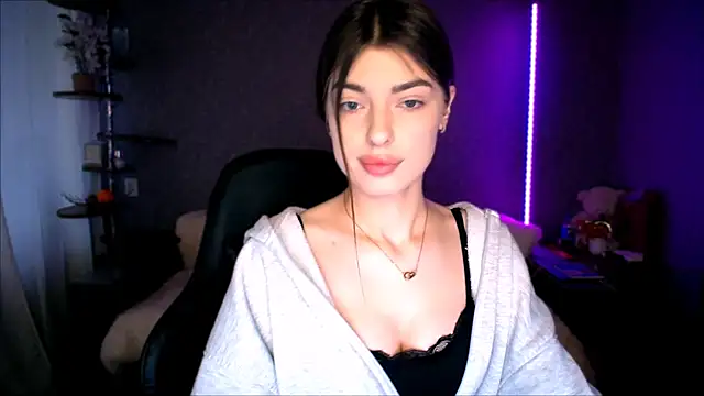 Dianaa Lee0 online show from 03-25-26, 02:49