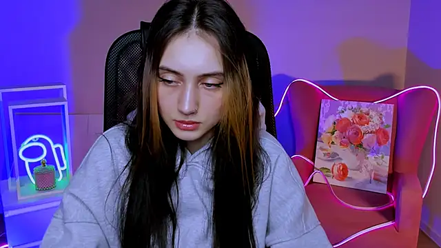 olivianorton online show from 11-12-25, 03:49