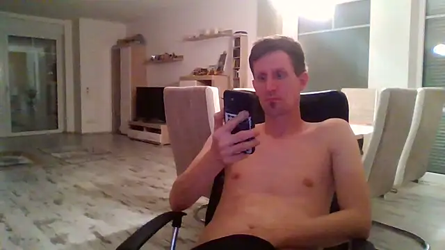 Snapshot of Trockenbau chatting on 10-14-25, 06:08 Trockenbau online show from 10-14-25, 06:08