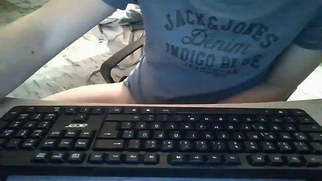 Snapshot of Trockenbau chatting on 11-29-25, 01:55 Trockenbau online show from 11-29-25, 01:55