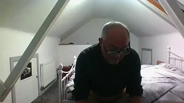 naughtygrandad1 online show from 10-29-25, 08:30