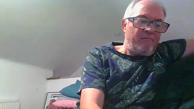 naughtygrandad1 online show from 05-10-26, 08:54