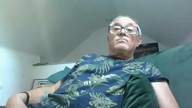 naughtygrandad1 online show from 05-13-26, 07:59