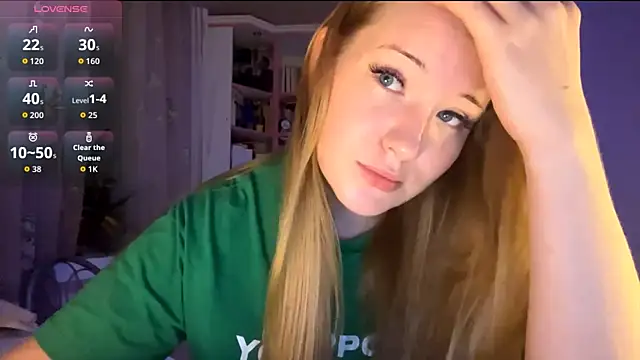 PandaFluff online show from 10-01-25, 04:11