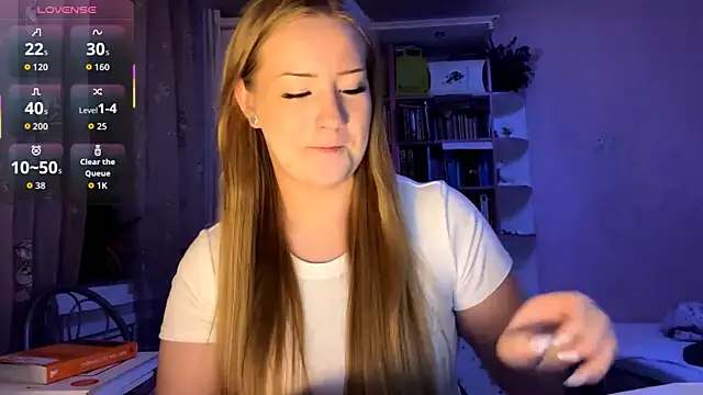 PandaFluff online show from 10-03-25, 03:24