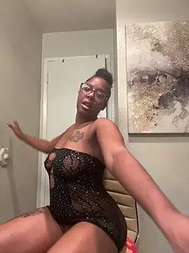 ObsessedWLyla online show from 09-25-25, 09:48