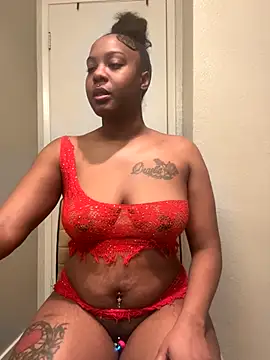 ObsessedWLyla online show from 12-21-25, 12:18