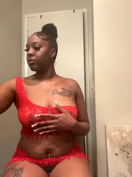 ObsessedWLyla online show from 10-13-25, 10:17