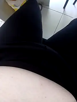 elisaelisa12 online show from 09-21-25, 09:58