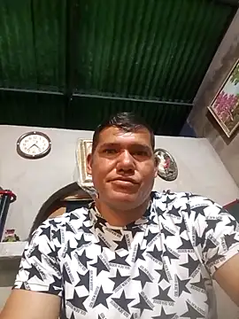 Snapshot of Franklin111230 chatting on 02-06-26, 10:17 Franklin111230 online show from 02-06-26, 10:17