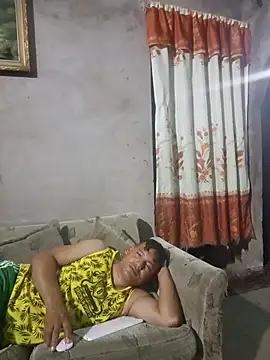 Snapshot of Franklin111230 chatting on 02-20-26, 06:26 Franklin111230 online show from 02-20-26, 06:26