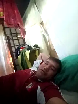 Snapshot of Franklin111230 chatting on 12-02-25, 11:34 Franklin111230 online show from 12-02-25, 11:34