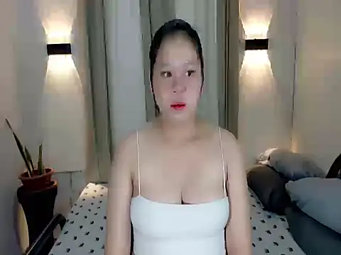 avery in paradisexx online show from 10-09-25, 08:48