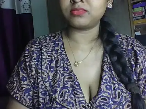 its me Rashmi online show from 11-19-25, 05:13