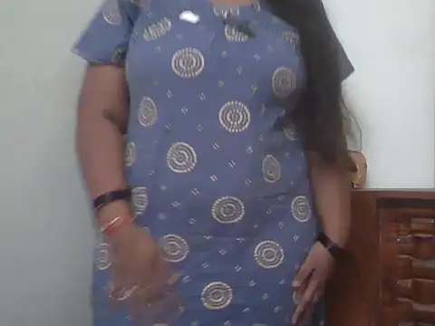 its me Rashmi online show from 12-15-25, 02:45