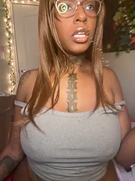 MistiSavannah online show from 12-05-25, 02:48