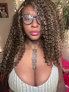 Snapshot of MistiSavannah chatting on 04-18-26, 10:17 MistiSavannah online show from 04-18-26, 10:17