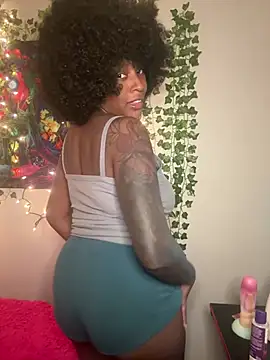 MistiSavannah online show from 06-25-26, 02:09