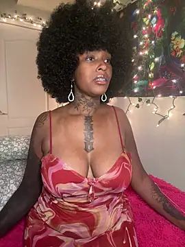 MistiSavannah online show from 06-18-26, 02:10