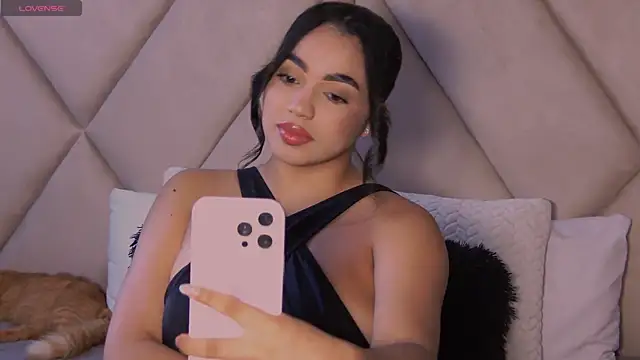 CharlotteeBrownn online show from 11-05-25, 07:06