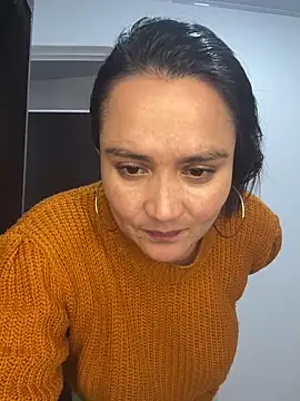 Snapshot of Rouse69_ chatting on 02-16-26, 12:04 Rouse69 online show from 02-16-26, 12:04