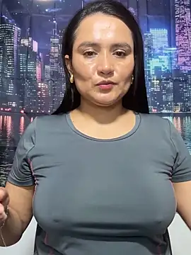 Snapshot of Rouse69_ chatting on 02-27-26, 04:23 Rouse69 online show from 02-27-26, 04:23