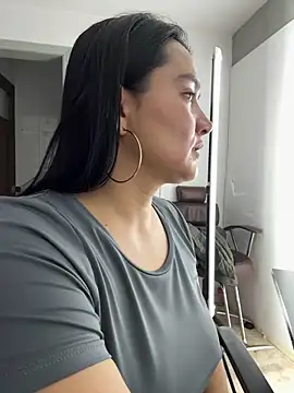 Snapshot of Rouse69_ chatting on 09-18-25, 10:51 Rouse69 online show from 09-18-25, 10:51