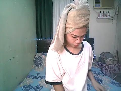 Sweet-shopia online show from 12-21-25, 08:38