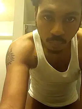 Snapshot of Yungandhungd chatting on 10-10-25, 08:09 Yungandhungd online show from 10-10-25, 08:09