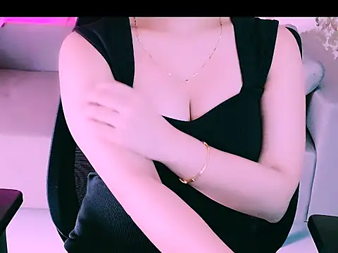 My Rose online show from 12-01-25, 02:51